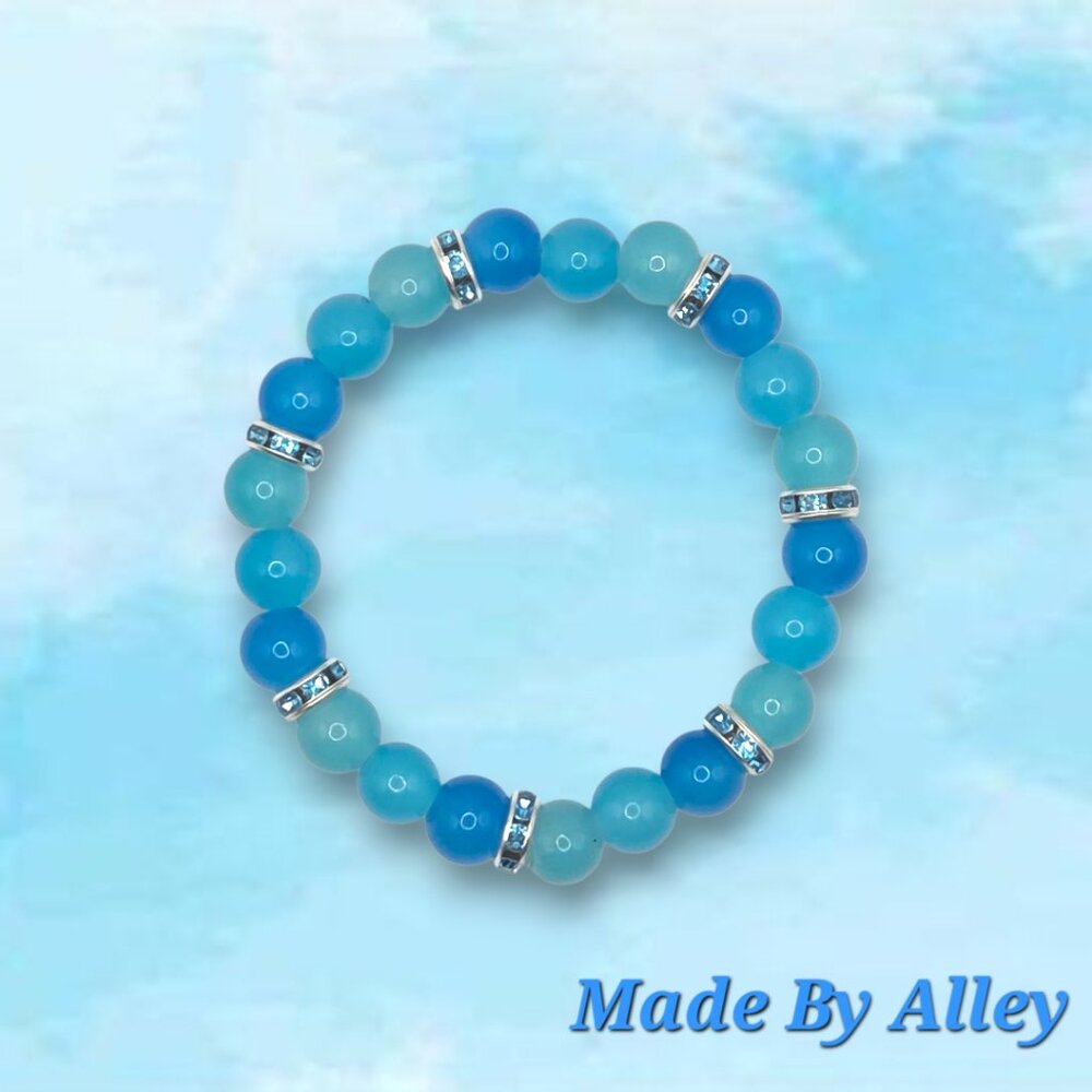 Handmade Blue Gradient 8mm Glass Beaded Bracelet with Blue Rhinestone Spacers
